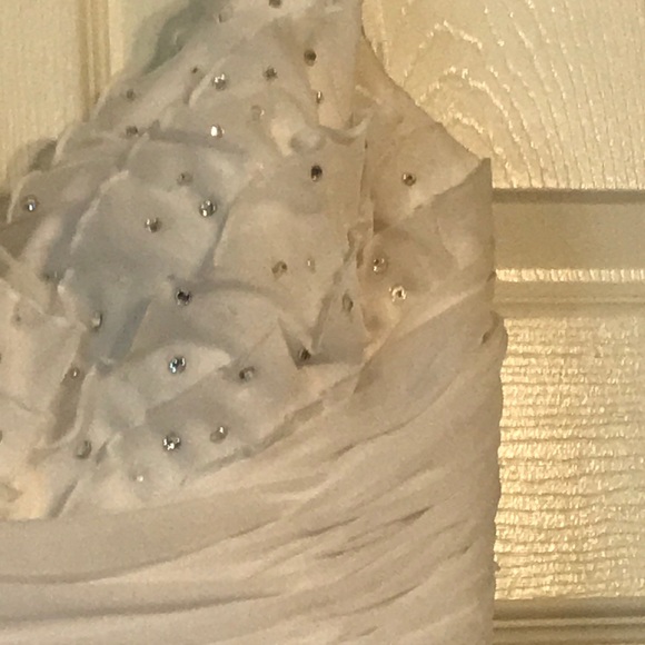 Alyce Designs White Chiffon Evening Gown size 8 - Picture 10 of 16